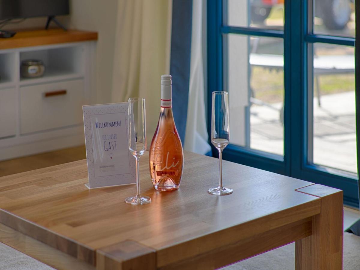 Reetland Am Meer - Premium Reetdachvilla Mit 3 Schlafzimmern, Sauna Und Kamin F23 德兰斯克 外观 照片