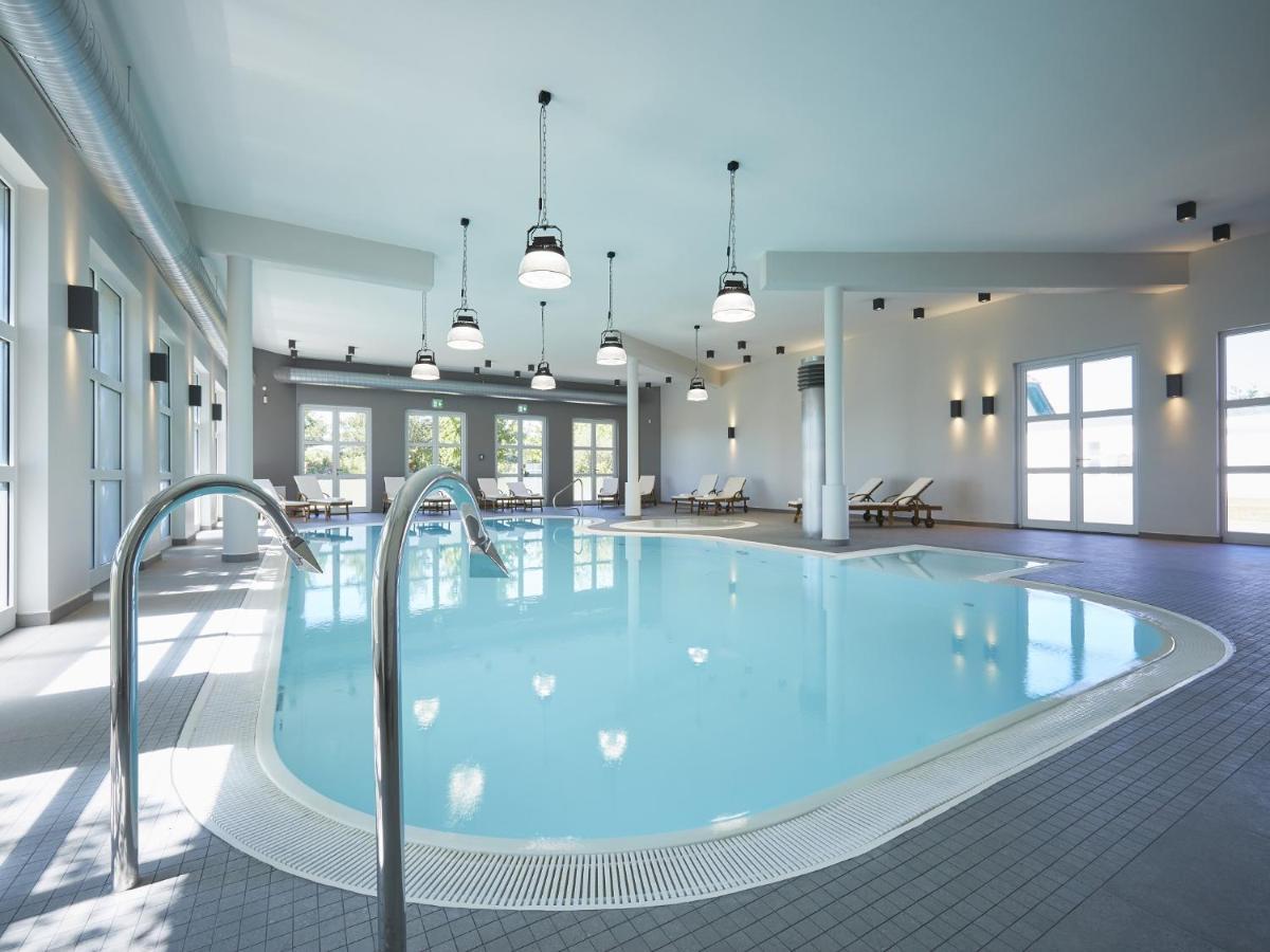 Reetland Am Meer - Premium Reetdachvilla Mit 3 Schlafzimmern, Sauna Und Kamin F23 德兰斯克 外观 照片